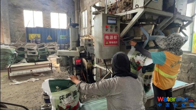 ؽ౻bɠI(yng)B(yng)u(mi)